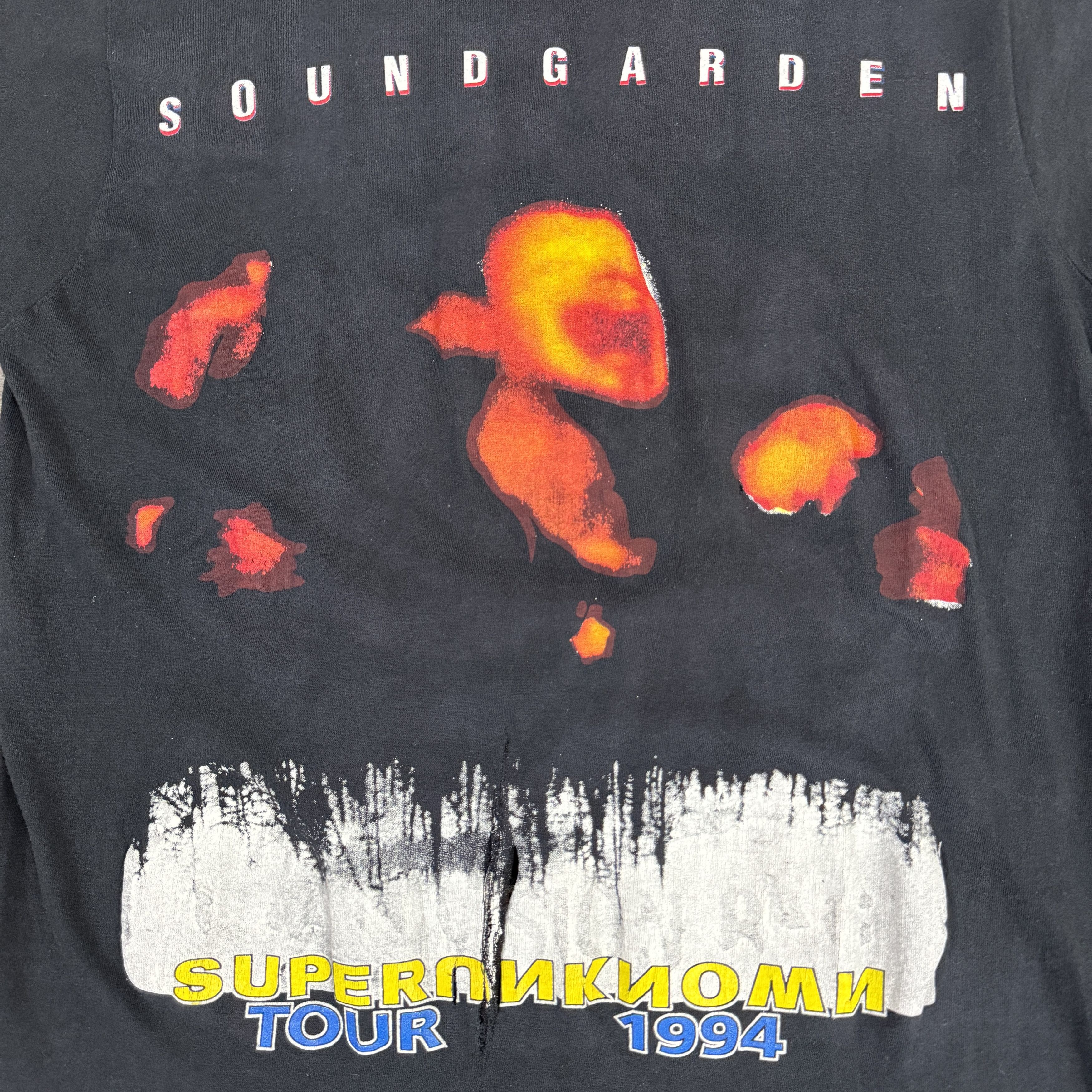 Band Tees Vintage 90s Soundgarden "Superunknown" Parking Lot Tee Size US L / EU 52-54 / 3 - 6 Thumbnail