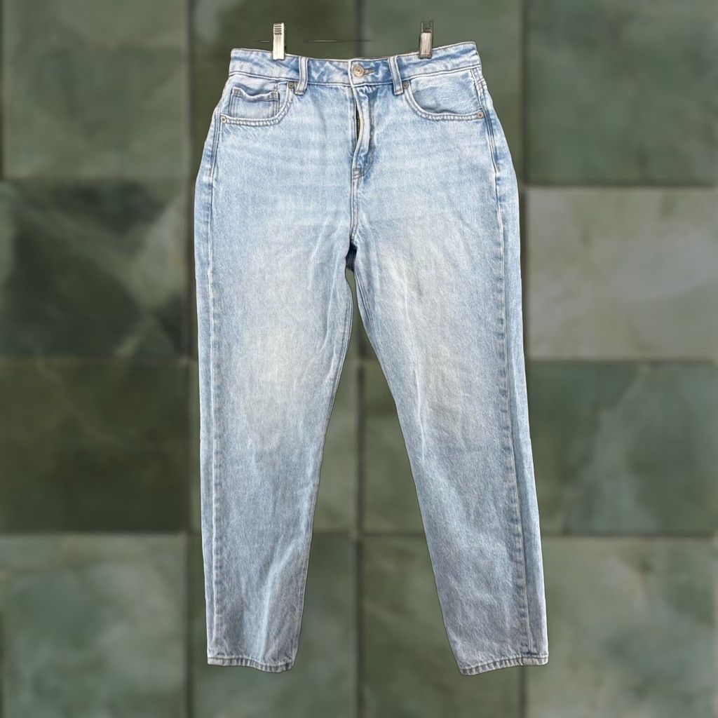 American Eagle Outfitters American Eagle Strigid Jeans Womens 4 Regular Hi Rise Mom Tapered Size 27" / US 4 / IT 40 - 1 Thumbnail