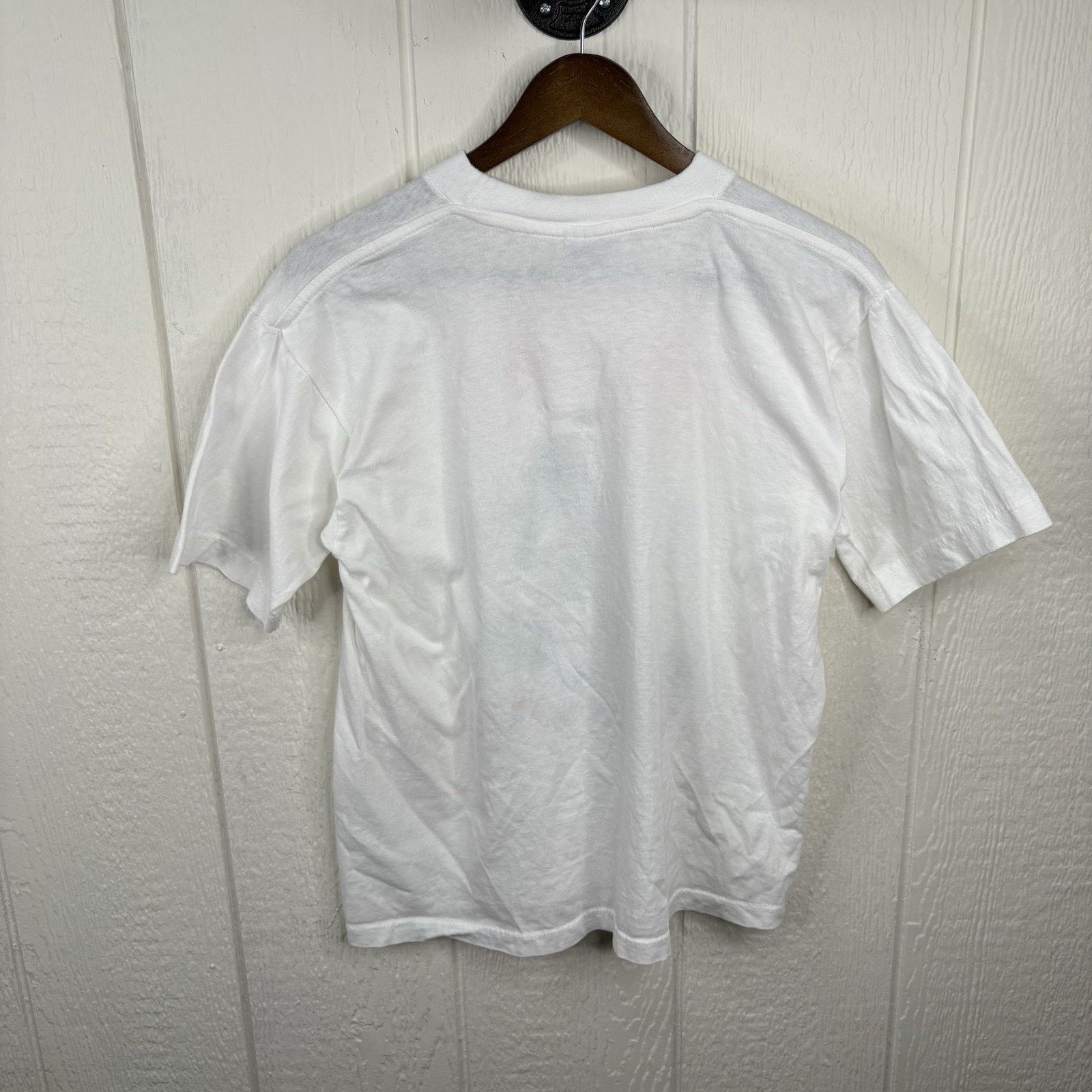Other Vintage White Japanese Skateboard Tee Size Large Size US L / EU 52-54 / 3 - 5 Thumbnail