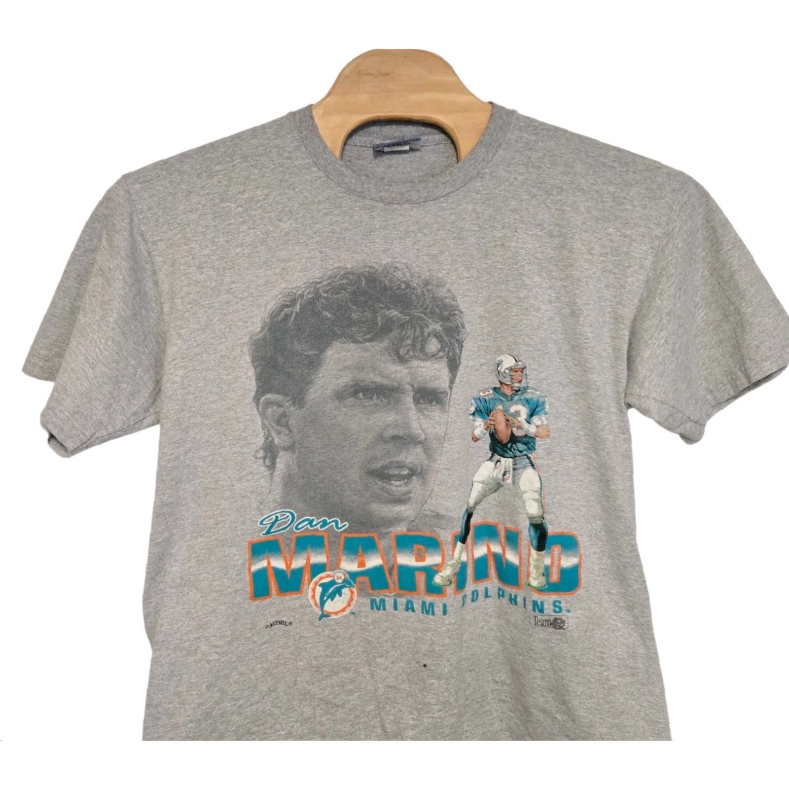 Lee VINTAGE Dan Marino Lee Miami Dolphins Shirt Mens XL Gray Graphic Print Tee 90s Sports Fan Wear Size US XL / EU 56 / 4 - 2 Thumbnail