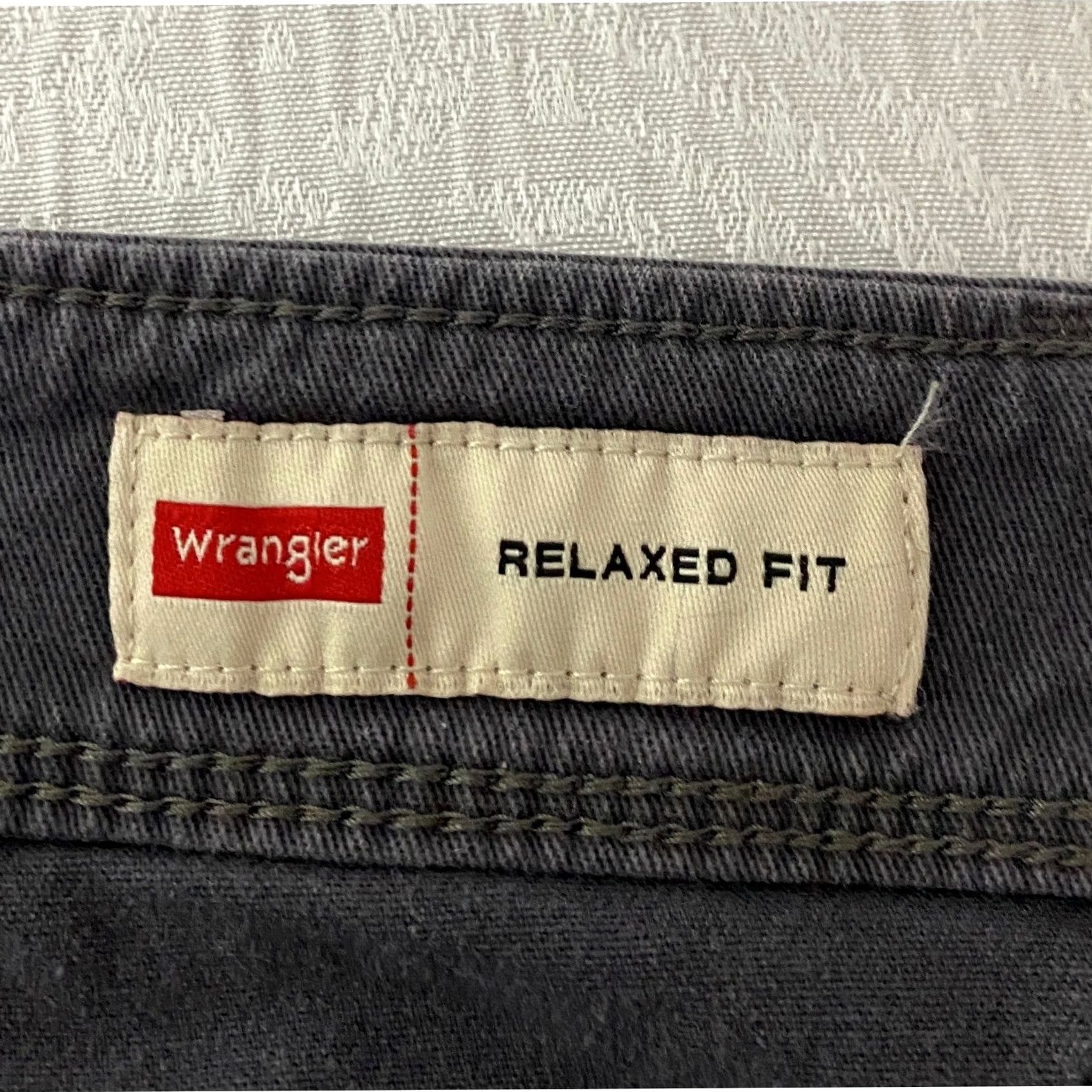 Wrangler Wrangler Cargo Pants Gray Dark 36x32 Relaxed Fit Denim Cotton Blend Stretch Workwear Casual Size US 36 / EU 52 - 7 Thumbnail