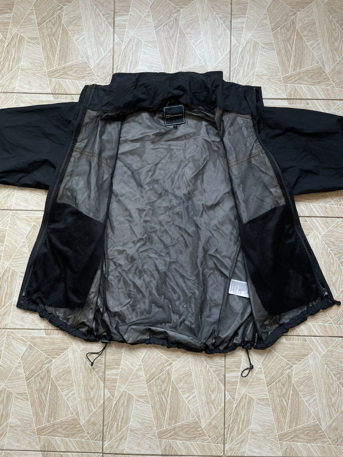 Outdoor Berghaus AQ2 Waterproof Men's L Windbreaker Nylon