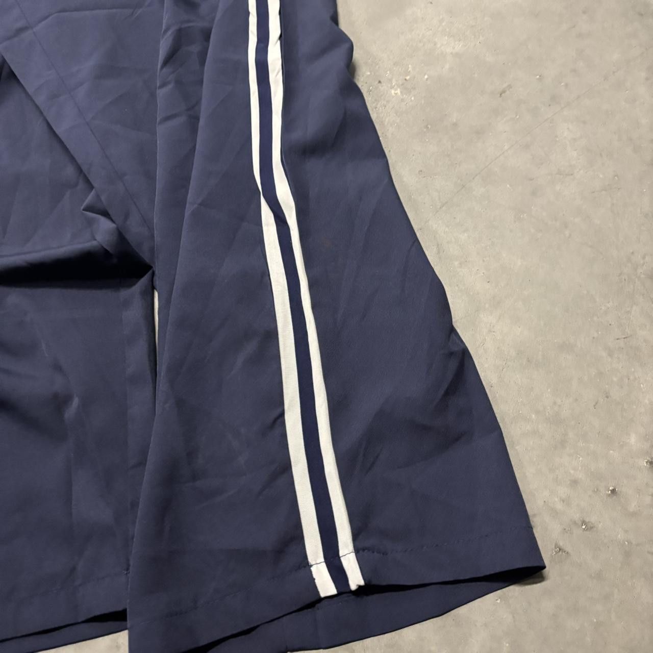 Japanese Brand × Vintage Crazy Vintage Y2K/2000s Baggy Navy Blue Striped Parachute Loose Fit Track Pants! Size US 34 / EU 50 - 5 Thumbnail