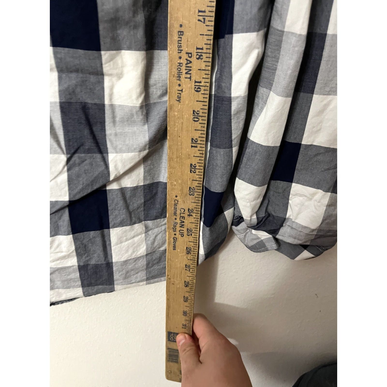 J.Crew VINTAGE J.CREW Dress Shirt Plaid 2 Ply Blue 100% Cotton Small S Long Sleeve Collared 14.5 Neck Mens Regular Vintage 90s/Classic Fit Size 36R - 4 Thumbnail