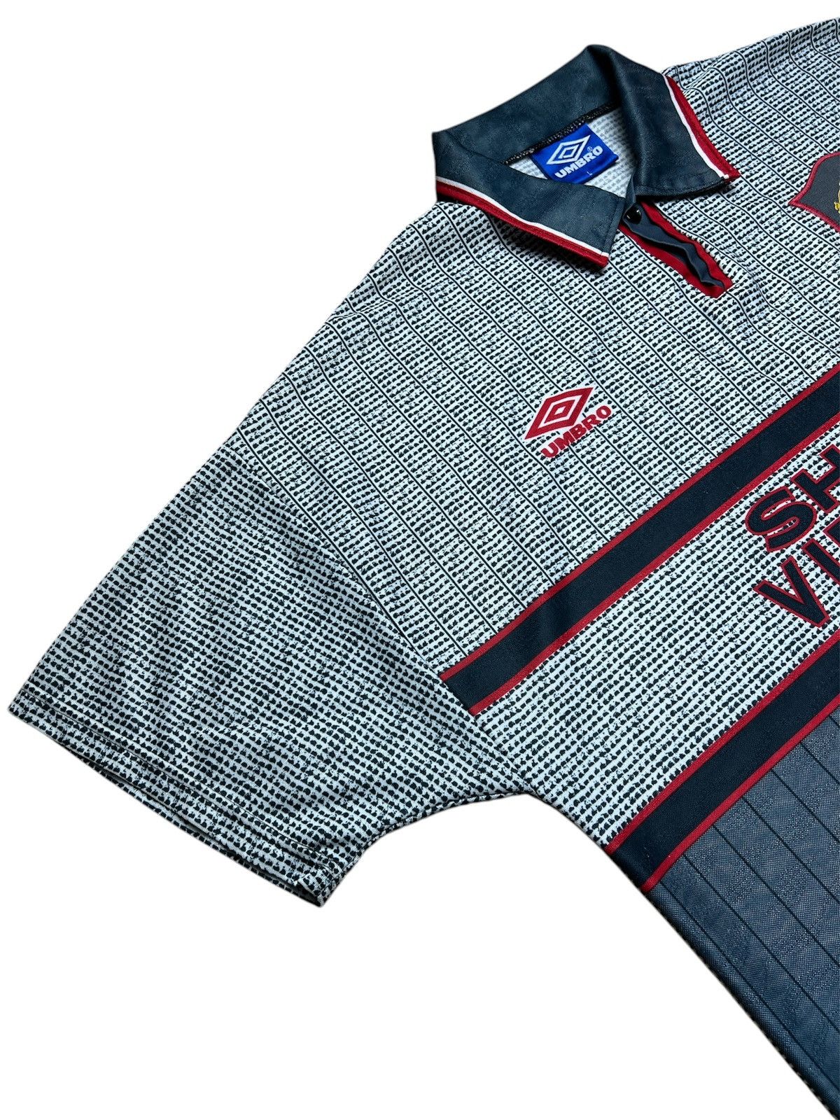 Umbro Manchester united away umbro shirt 1995-1996 football jersey Size US L / EU 52-54 / 3 - 3 Thumbnail
