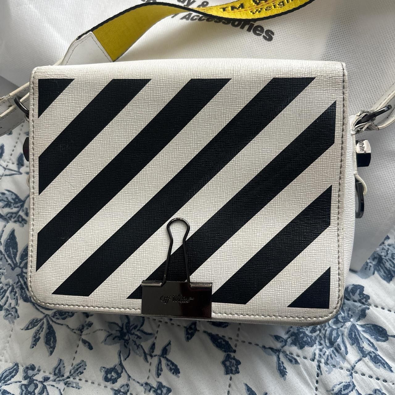 Off-White Off- White Diagonal Stripe Crossbody Bag Size ONE SIZE - 2 Thumbnail