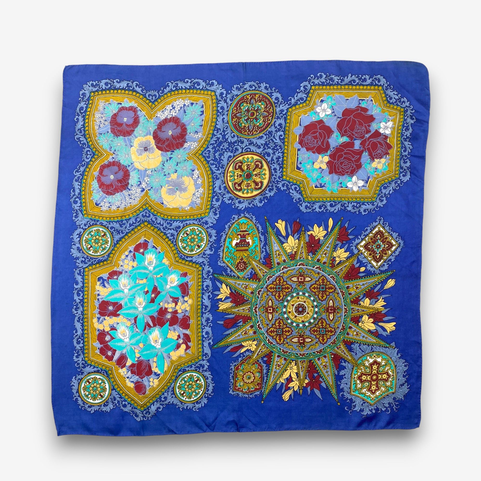 Japanese Brand Vintage Geometric Floral SILK Scarf Twill Wraps Scarves Size ONE SIZE - 1 Thumbnail