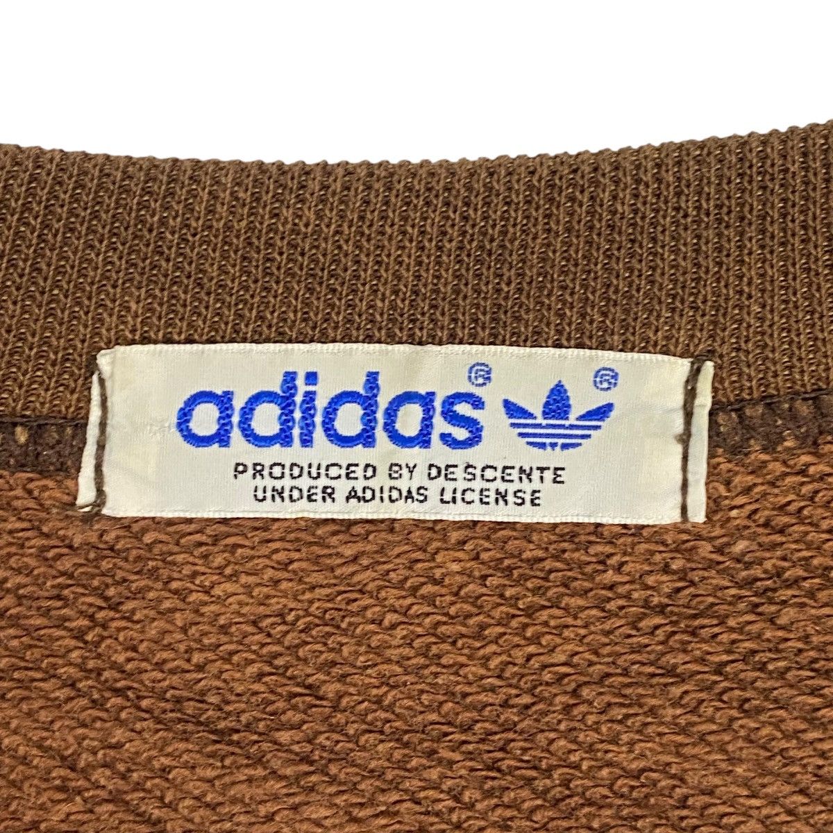 Other Vintage Adidas Small Embroidered Logo Crewneck Sweatshirt Size US M / EU 48-50 / 2 - 7 Thumbnail