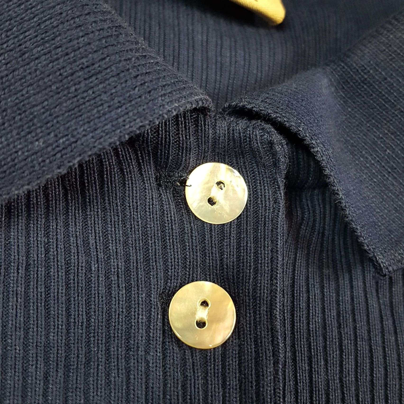 Vintage Woolrich Women's Polo Knit Collared Polo Navy Blue Size L Woolrich Polo Shirt 00s 90s Preppy Outdoor Retro Sports Casual Shirt Womens Size L / US 10 / IT 46 - 3 Thumbnail