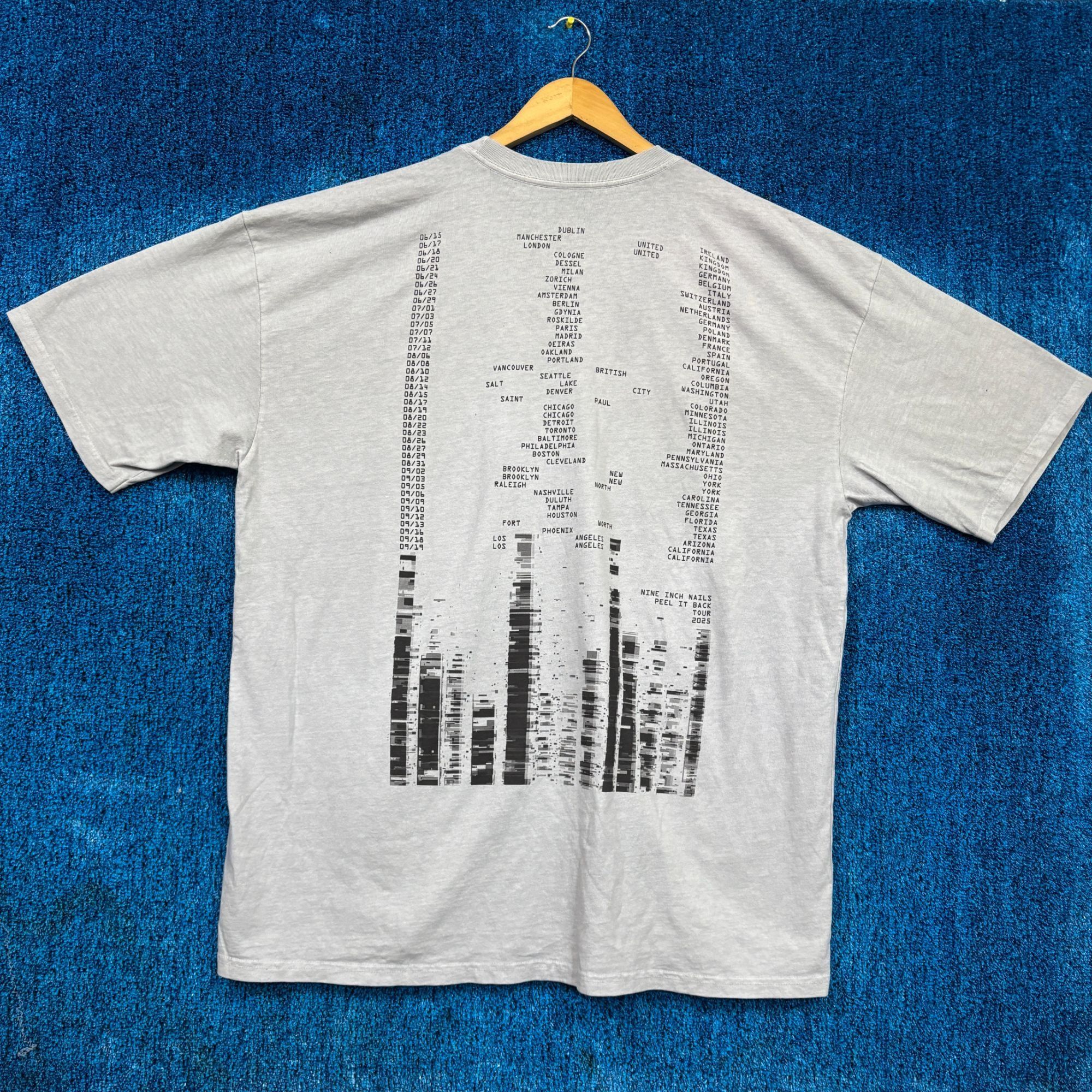 Band Tees Nine Inch Nails Peel It Back 25 Tour Industrial Metal Tee 2X Size US XXL / EU 58 / 5 - 3 Thumbnail