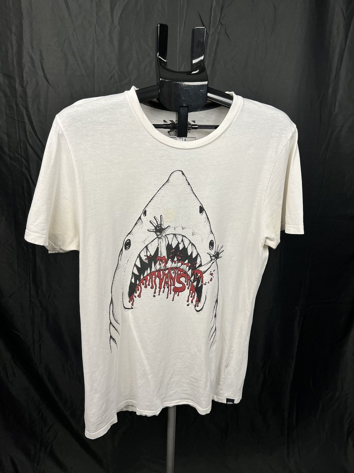 Vans Vans vintage oversized shark t-shirt tee Size US L / EU 52-54 / 3 - 2 Thumbnail