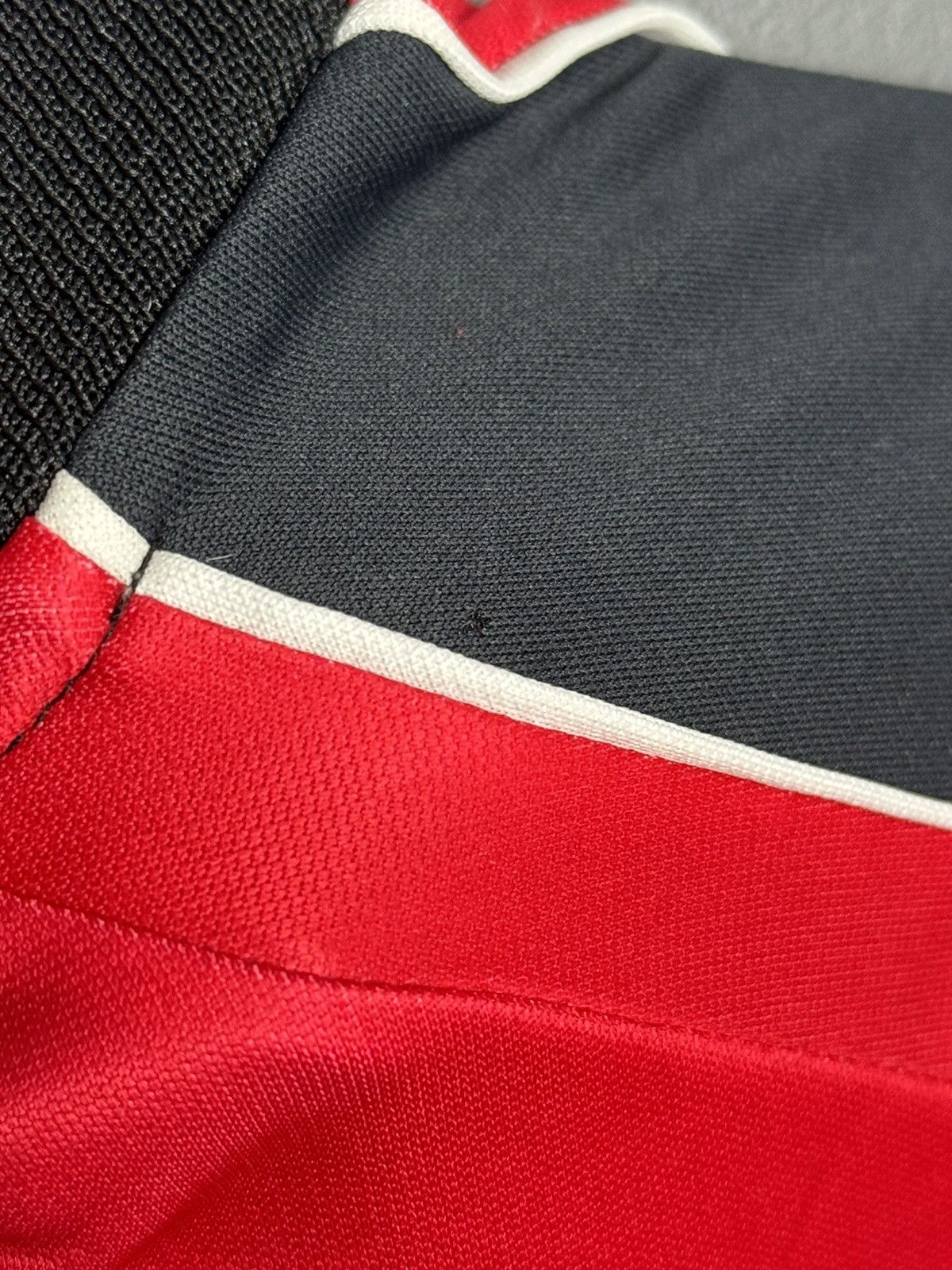 Other Southampton 06/08 Home Football Jersey Size US XL / EU 56 / 4 - 21 Thumbnail