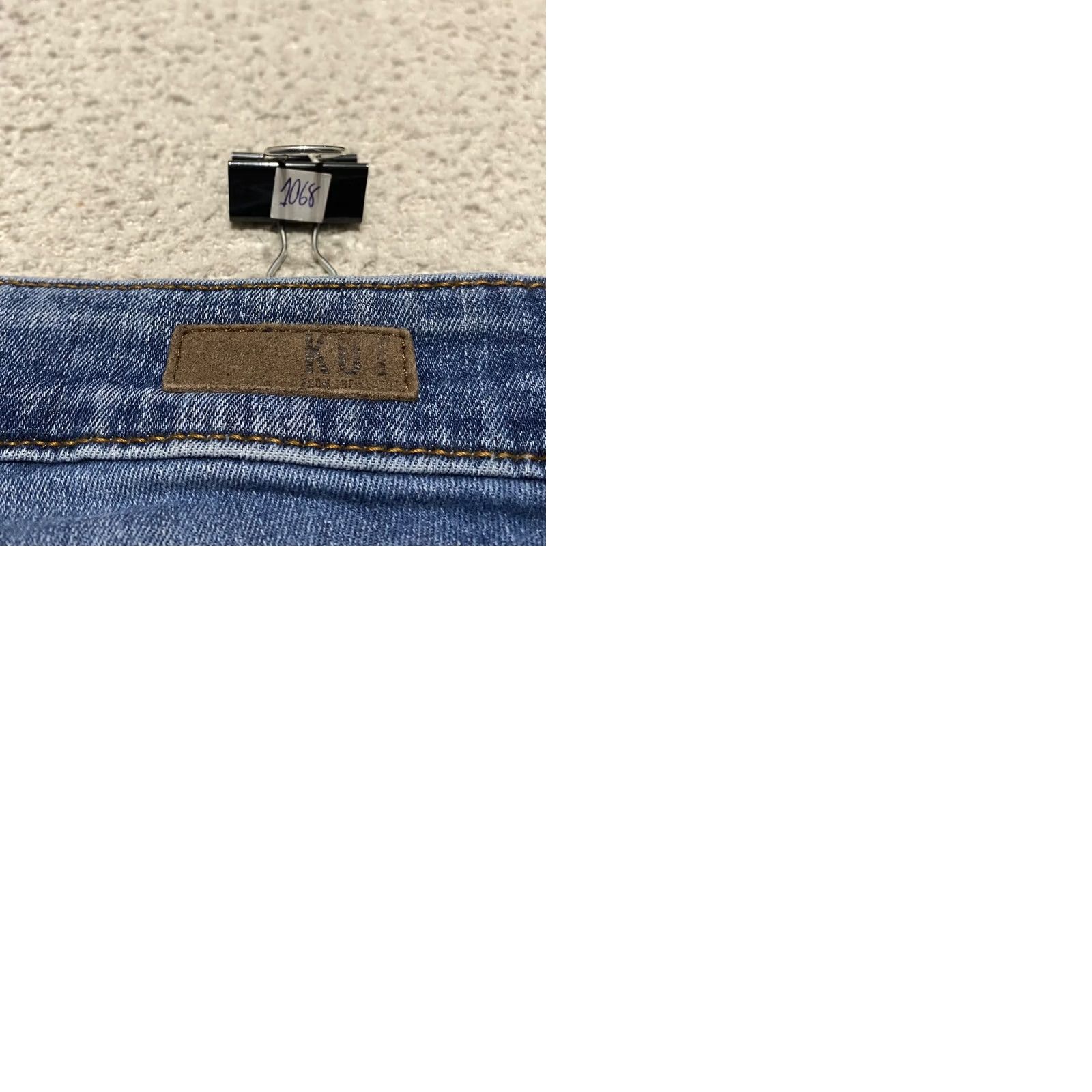 Vintage KUT from the Kloth Jeans Blue Denim Medium Wash Bootcut Mid Rise Women 6 Regular 28x31 Stretch Pockets Cotton Polyester Spandex Size 28" / US 6 / IT 42 - 9 Thumbnail