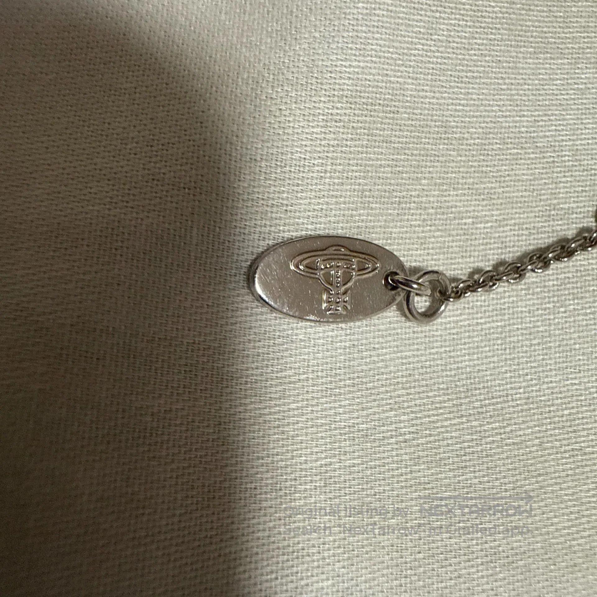 Chanel vintage pearl brooch necklace. Size ONE SIZE - 6 Thumbnail