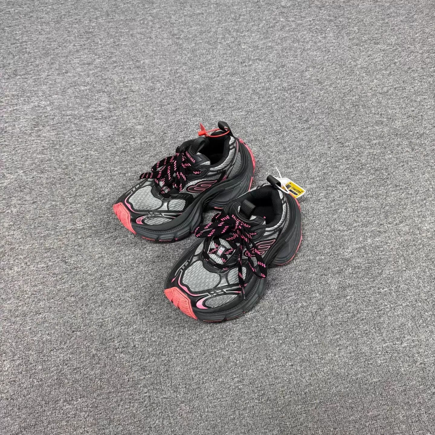Balenciaga Balenciaga 10xl Thick Sole Dad Sneaker 35 Oversized 99 New Size US 5 / IT 35 - 1 Thumbnail