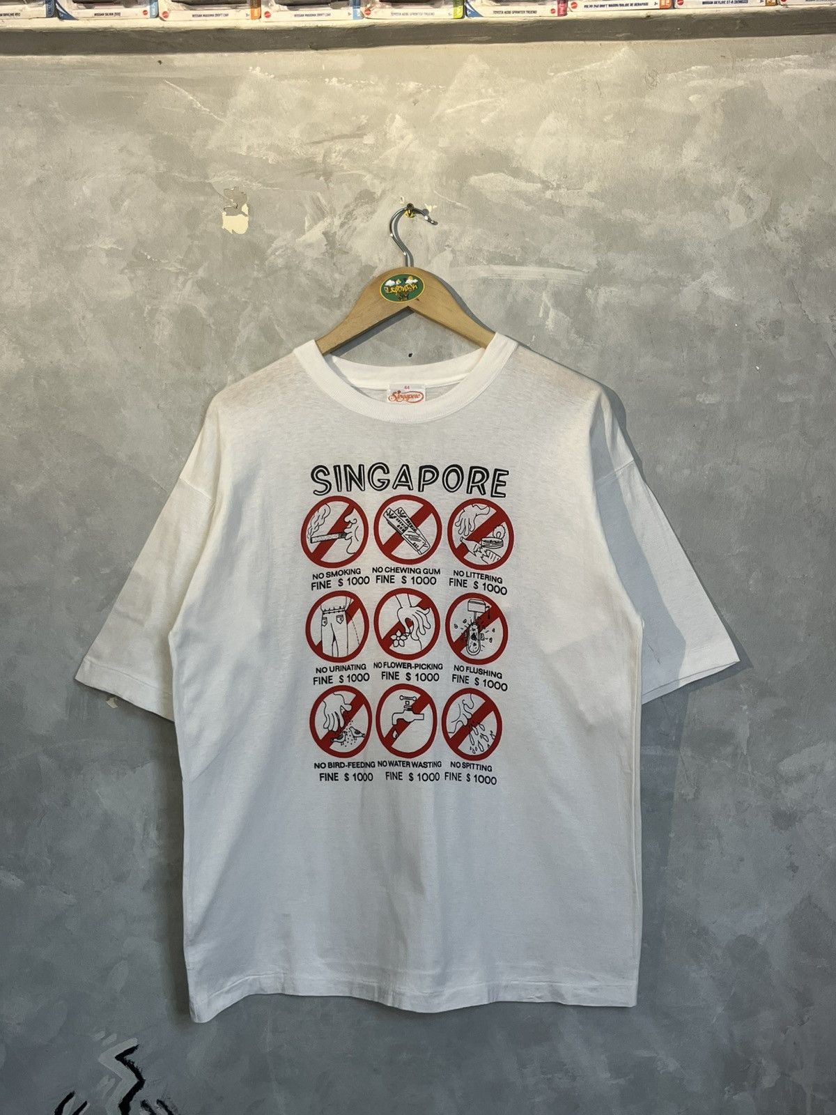 Other Vintage Singapore 90s Fine City Graphics Tee Size US M / EU 48-50 / 2 - 1 Thumbnail