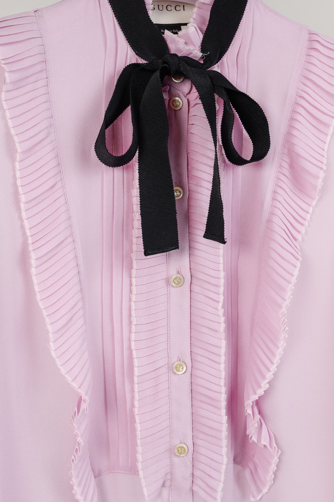 Gucci Gucci Resort 2016 Pink Silk Pleated Ruffle Tie-Neck Shirt Size M / US 6-8 / IT 42-44 - 6 Thumbnail