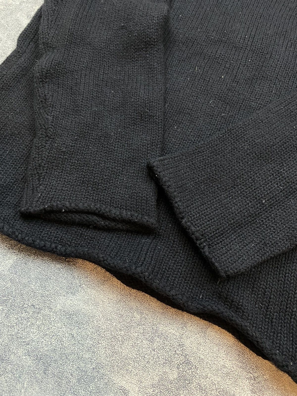 Armani × Emporio Armani Armani Avant Garde Vintage Sweater Knit Size US M / EU 48-50 / 2 - 7 Thumbnail