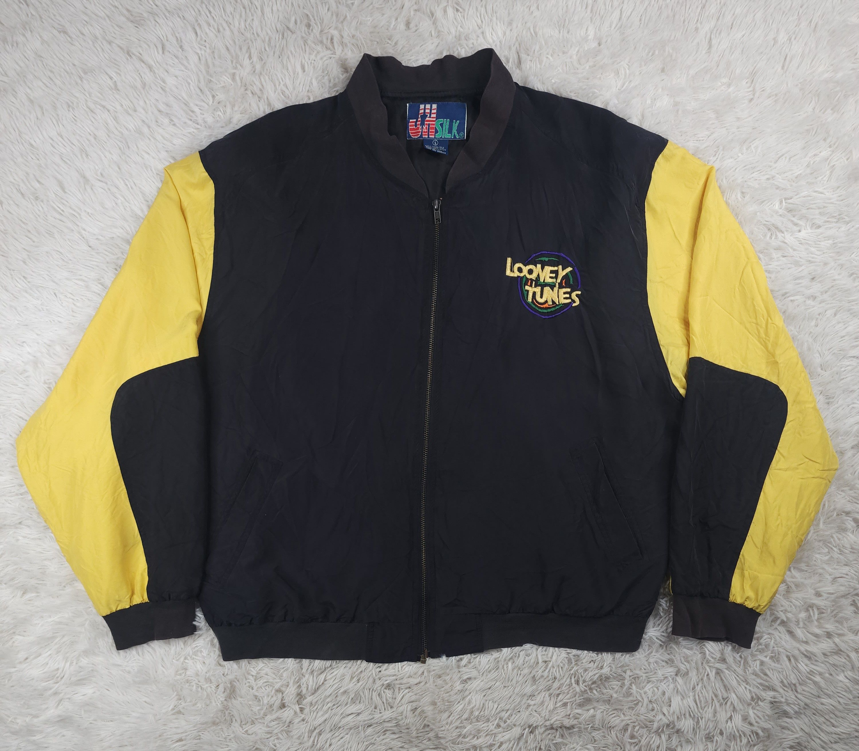 Warner Bros Vintage JH Silk Looney Tunes full zip windbreaker jacket Size US L / EU 52-54 / 3 - 1 Thumbnail