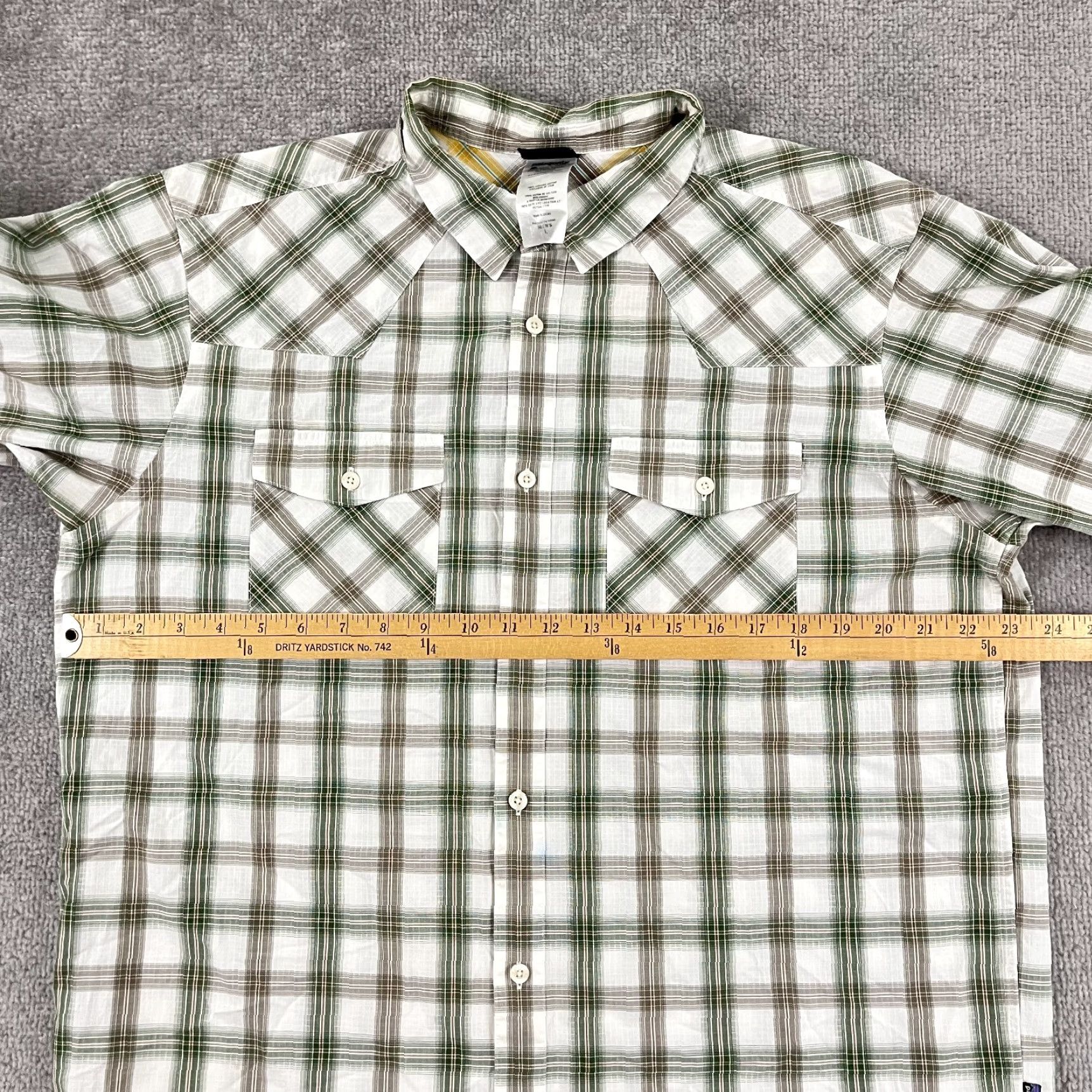 Patagonia PATAGONIA Shirt Large White Plaid Organic Cotton Button Up L/S Hiking Trail Mens Size US L / EU 52-54 / 3 - 6 Thumbnail