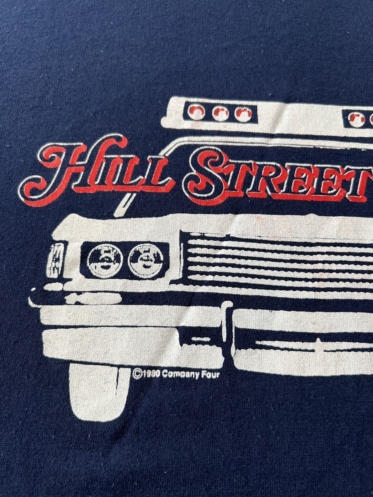 Vintage Vintage 1980 Hill Street Blues TV Show Movie Navy T-shirt Size US M / EU 48-50 / 2 - 4 Thumbnail