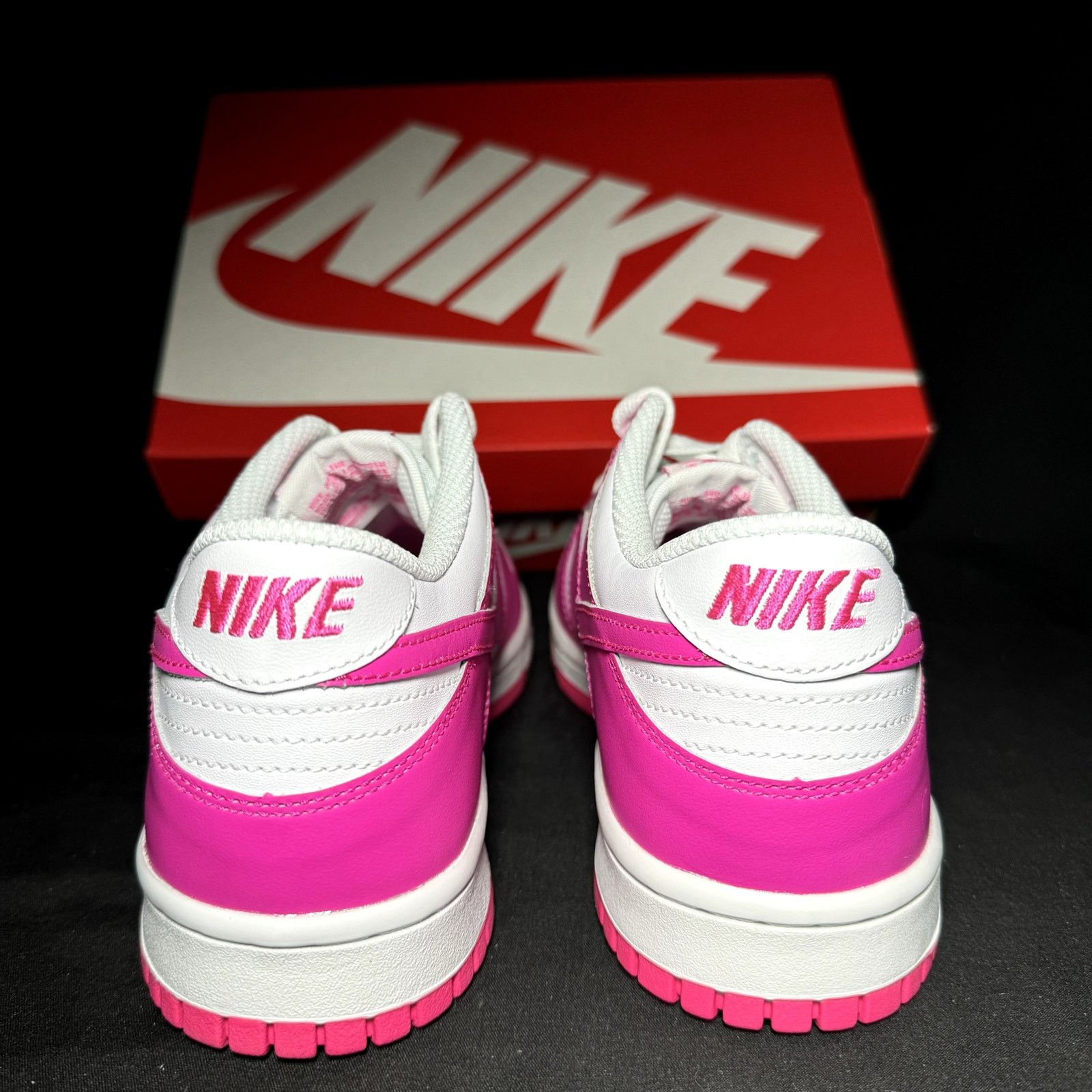 Jordan Brand × Nike Size 7 - Nike Dunk Low GS laser Fuchsia 2023 Shoes Size US 7 / EU 40 - 5 Thumbnail