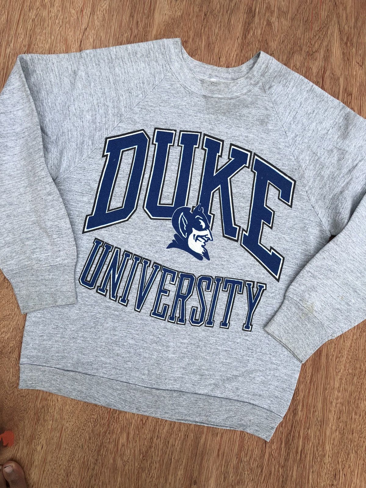 Vintage Vintage Duke University Spellout Design Size US M / EU 48-50 / 2 - 3 Thumbnail