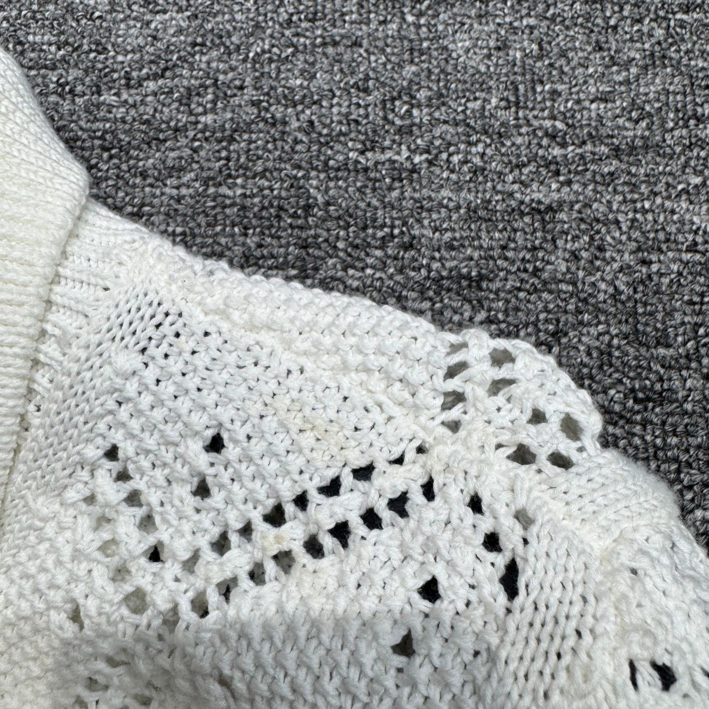 Max Mara MAXMARA Lace Knit Cardigan M 98 New Shoulder Stain Size M / US 6-8 / IT 42-44 - 2 Thumbnail
