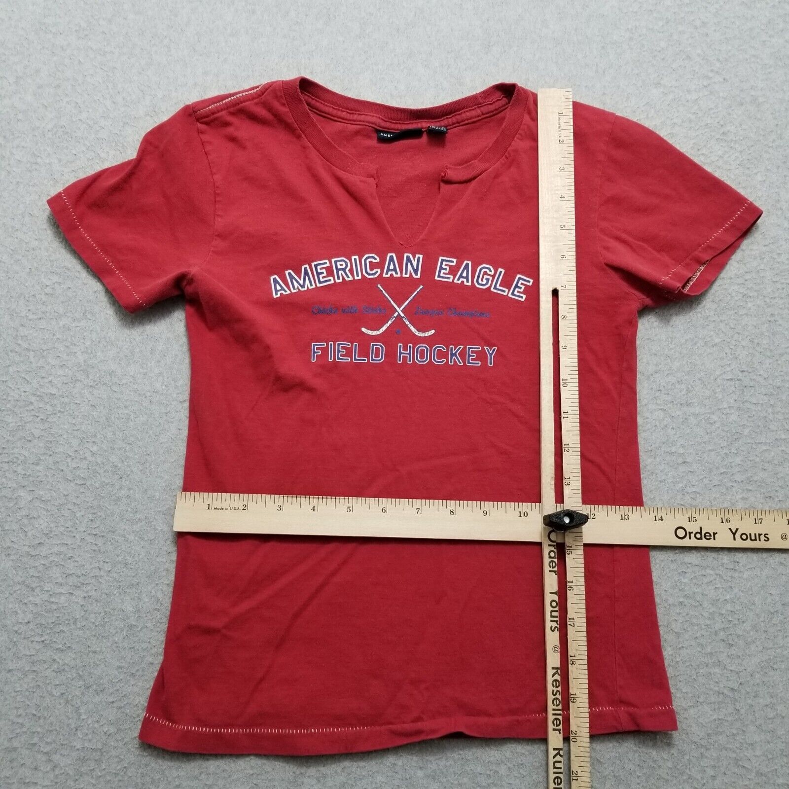 American Eagle Outfitters American Eagle Shirt Womens XS Red Crew Neck Single Stitch Size XS / US 0-2 / IT 36-38 - 4 Thumbnail
