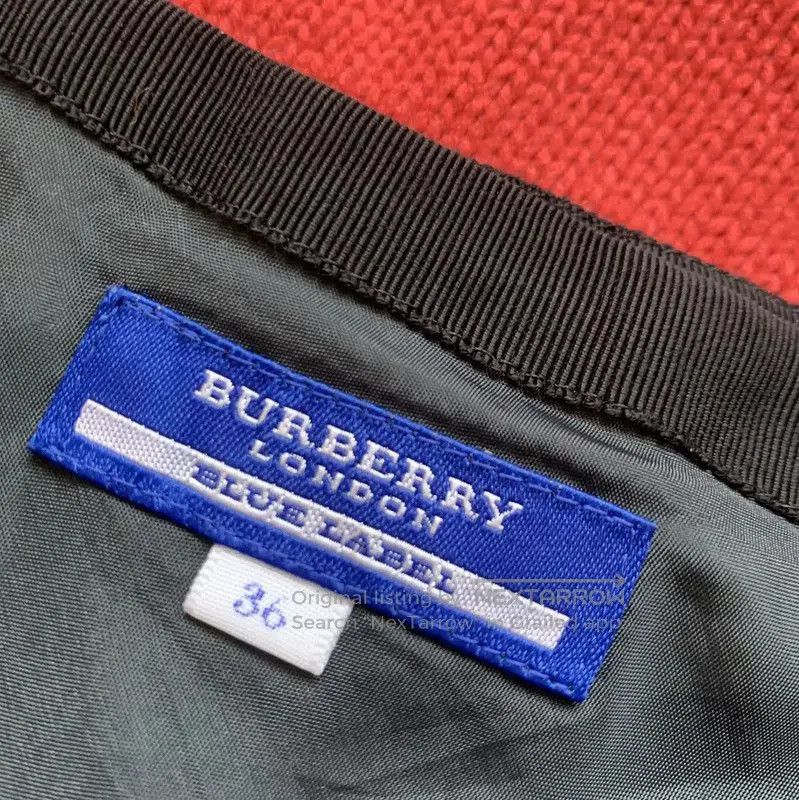 Burberry Burberry Black Pleated Wool Skirt. Size 23" - 4 Thumbnail