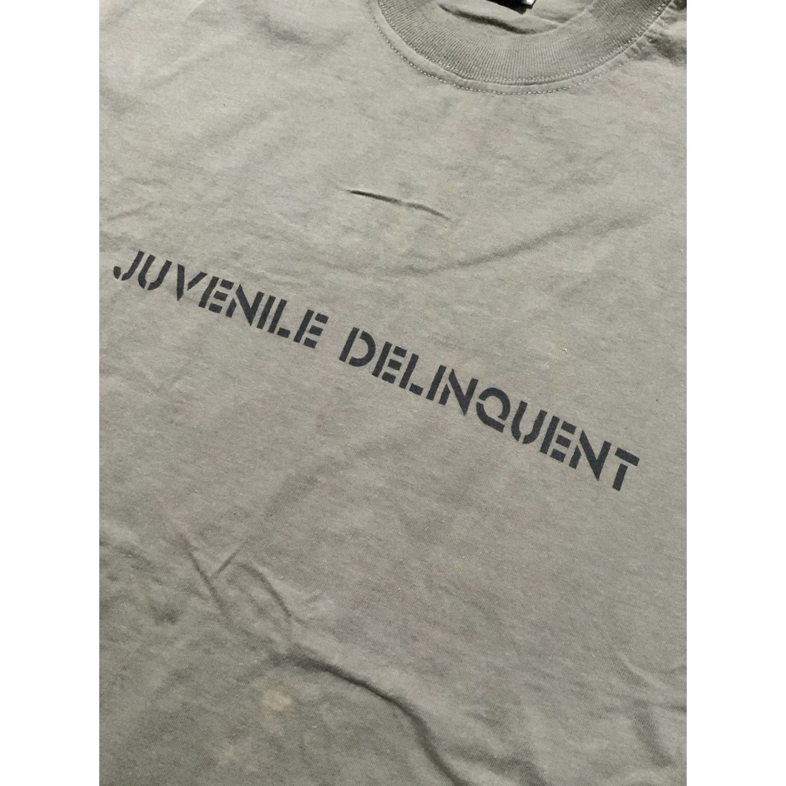 Olive VINTAGE Rue Twentyone Jeans Juvenile Delinquent Olive S/S Crew T-Shirt L Mens Green 44 Chest 28 Length Size US L / EU 52-54 / 3 - 7 Thumbnail