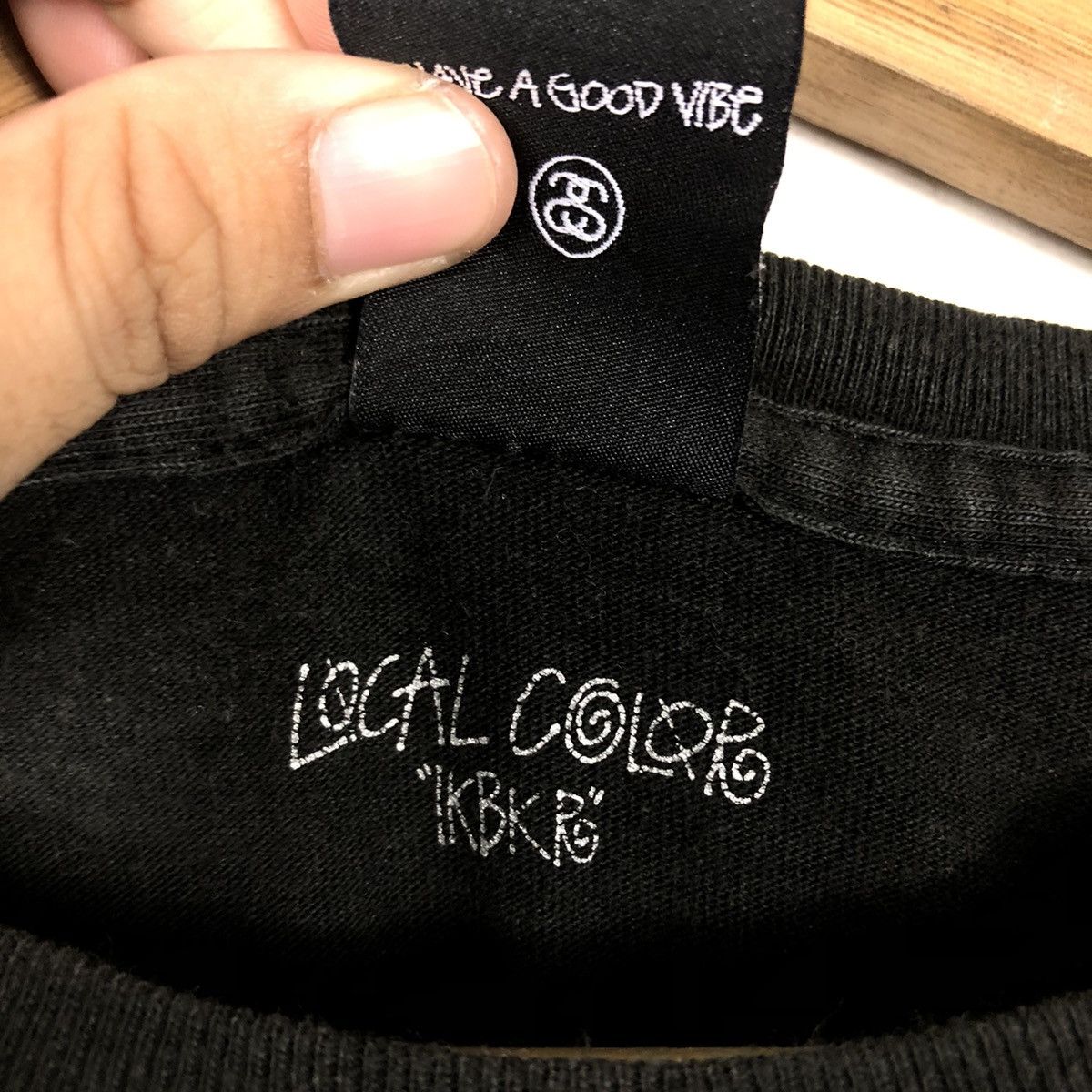 Stussy 🔥Stussy 80 Local Color IKBKB T-Shirt Big Logo Spell Out Size US L / EU 52-54 / 3 - 15 Thumbnail
