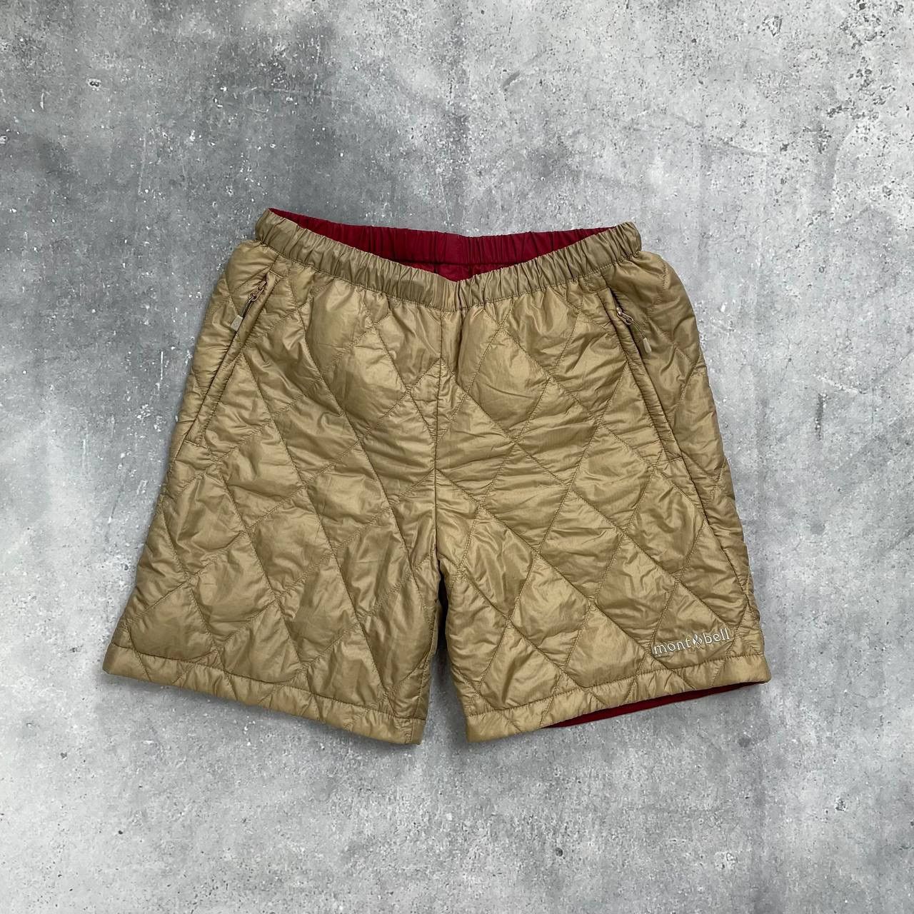Japanese Brand × Montbell Montbell Reversible Thermawrap Shorts Women's Red/ Gold Size 26" / US 2 / IT 38 - 1 Thumbnail