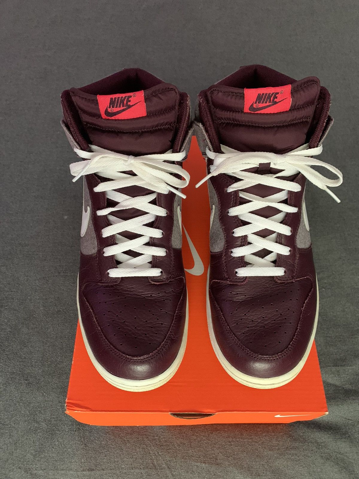 Vintage Vintage Maroon Nike Dunk Size US 11 / EU 44 - 2 Thumbnail