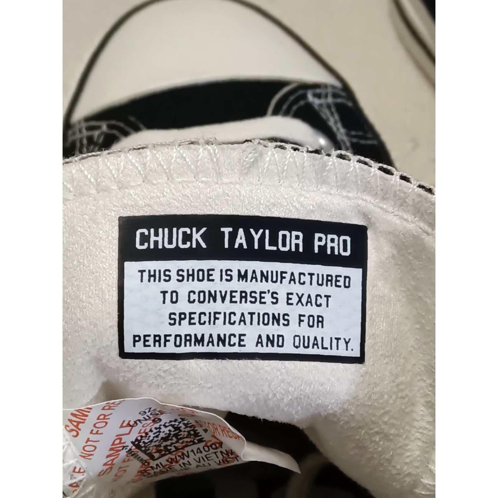 Converse Converse Chuck Taylor All Star Solid Black High Top Sneakers Unisex Adults 9 Black Floral Stars Sneaker Women's Mens Boys Girls Size M / US 6-8 / IT 42-44 - 5 Thumbnail