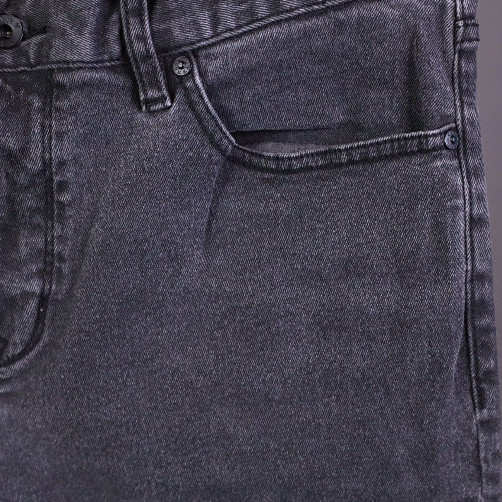 John Varvatos John Varvatos Jeans Mens 36 Black Washed Slim Straight 5 Pocket Denim USA Size US 36 / EU 52 - 3 Thumbnail
