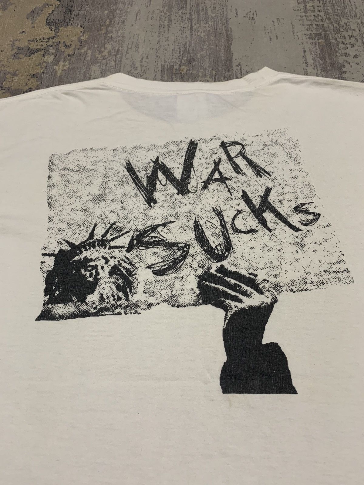Band Tees × Vintage Vintage Fuck Bush War Sucks Photo Tees Size US M / EU 48-50 / 2 - 4 Thumbnail