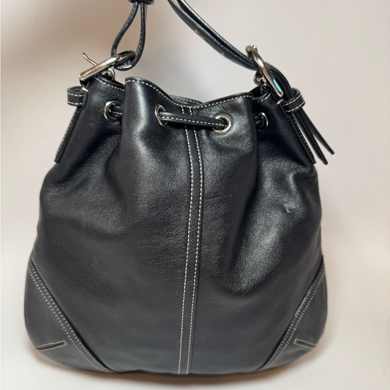 Coach Vintage Coach Black Leather Drawstring Crossbody #4288 EUC Size ONE SIZE - 2 Thumbnail