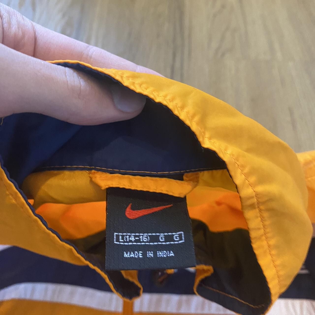 Nike 90s Vintage Orange Nike Windbreaker Jacket Rain Size US XS / EU 42 / 0 - 4 Thumbnail