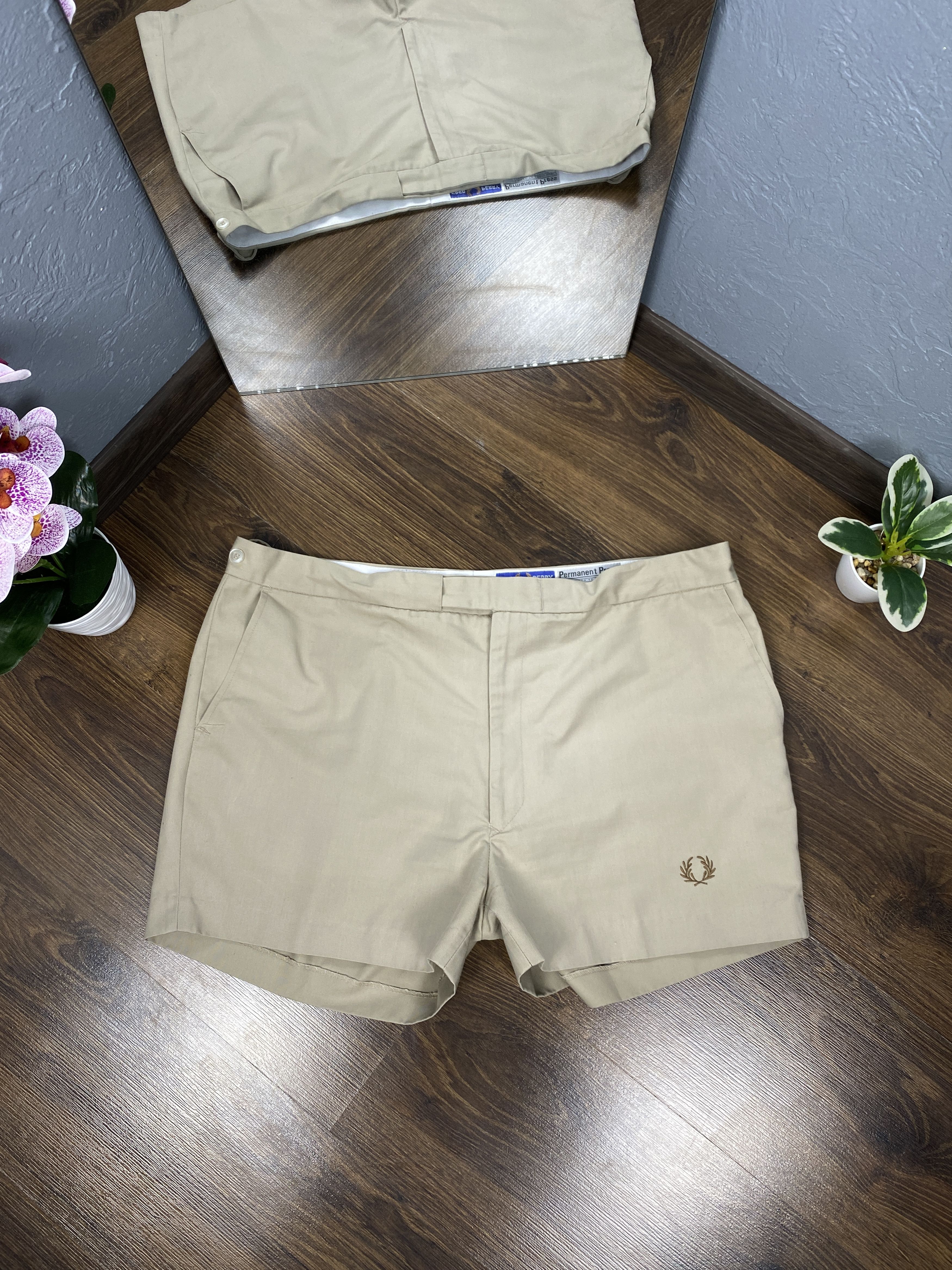 80s Fred Perry Tennis Shorts W28 – Red Cactus Vintage