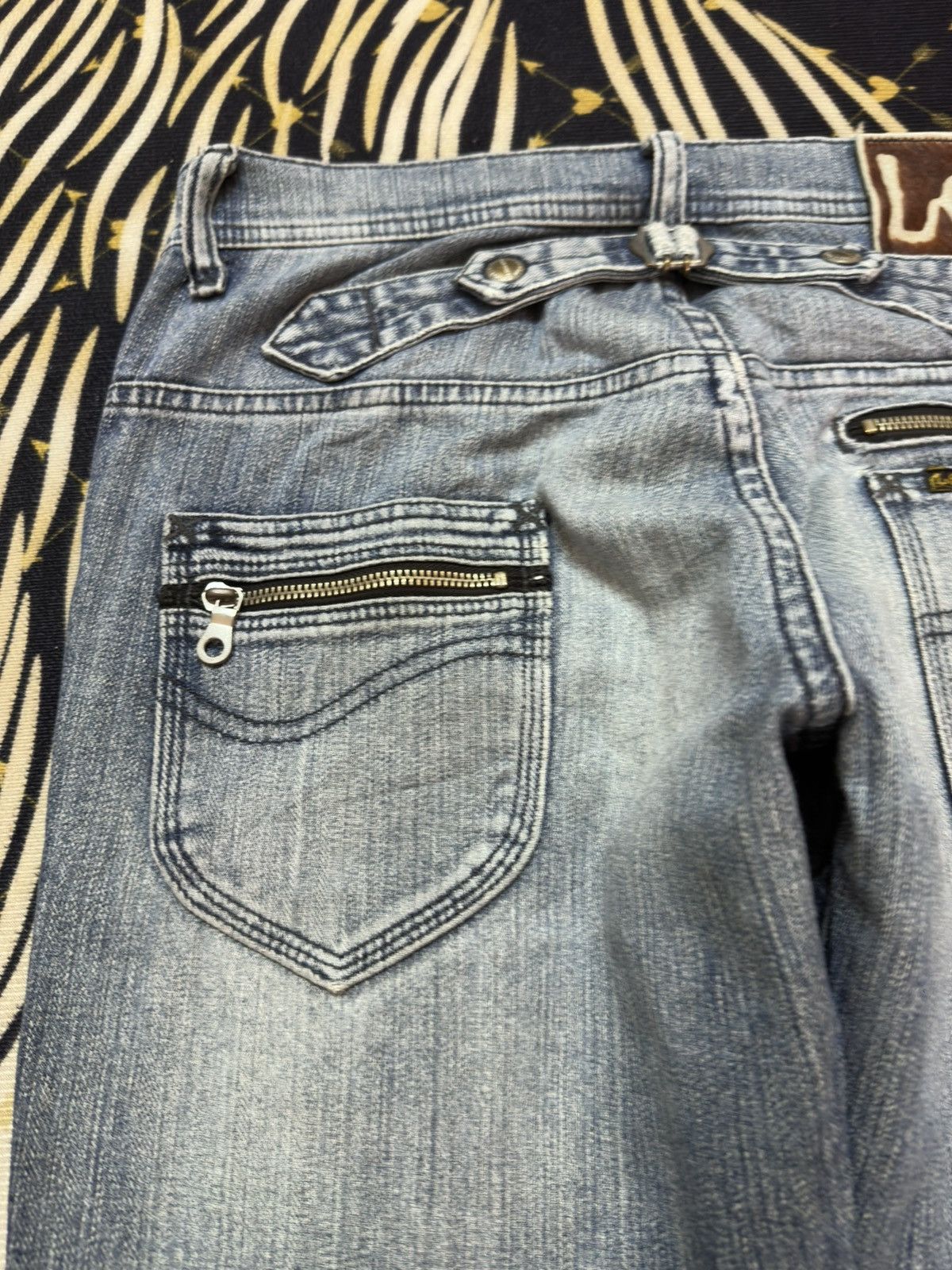 Lee Vintage Lee Cowboys Buckle Back Faded Denim Size US 30 / EU 46 - 7 Thumbnail