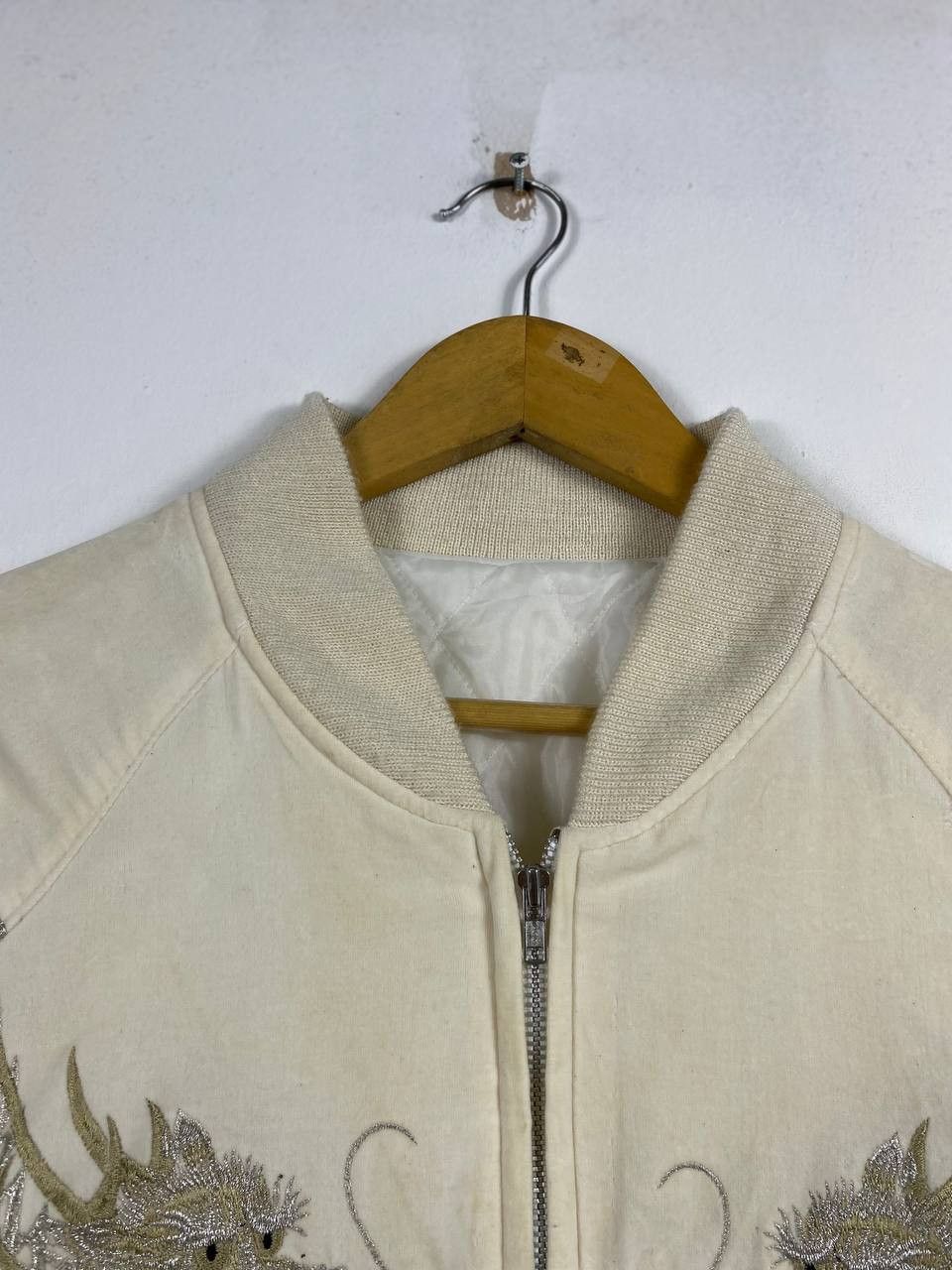 If Six Was Nine white velvet dragon embroided japanese sukajan jacket Size US L / EU 52-54 / 3 - 3 Thumbnail