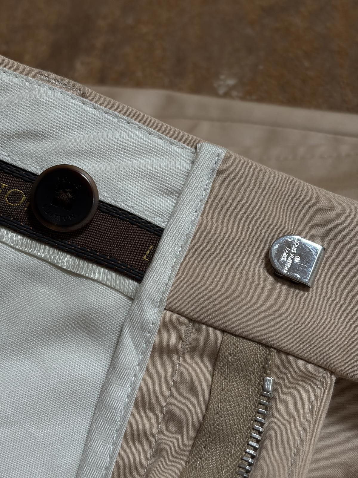 Louis Vuitton Louis Vuitton Tailored Cotton Trousers – Beige Size US 34 / EU 50 - 5 Thumbnail