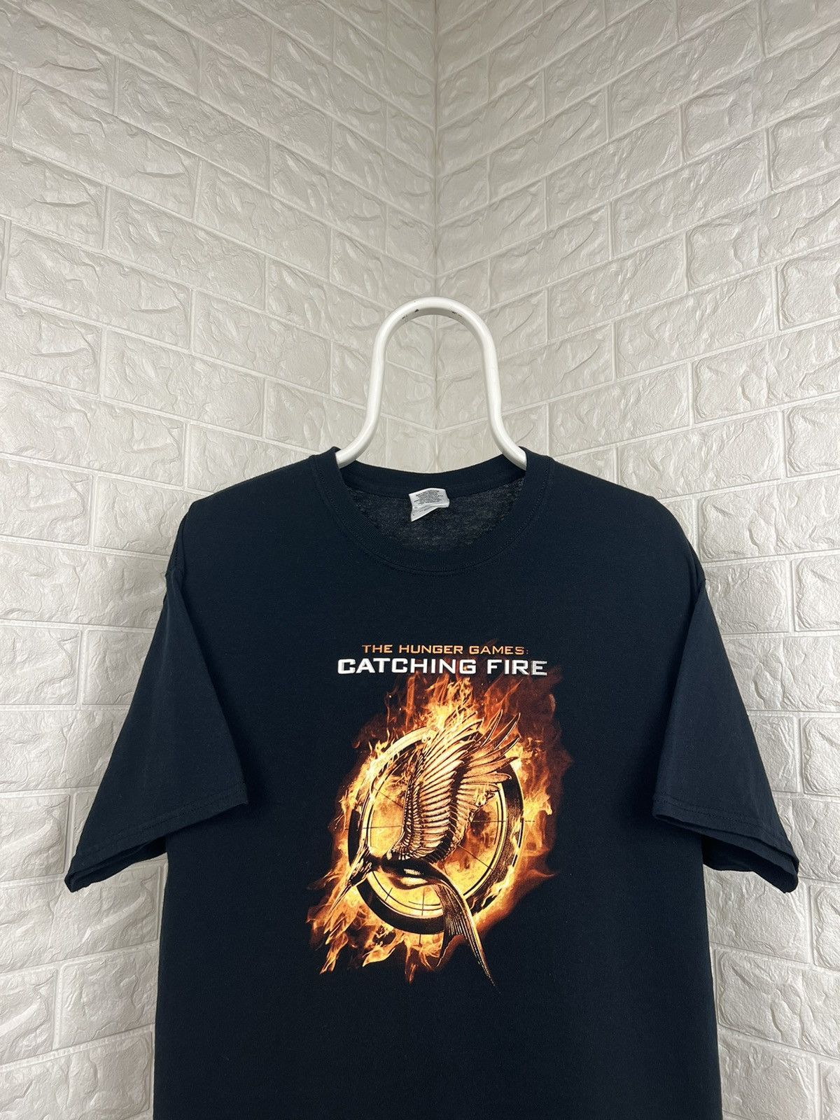 Vintage VINTAGE '13 THE HUNGER GAMES CATCHING FIRE MOVIE TEE Size US L / EU 52-54 / 3 - 4 Thumbnail