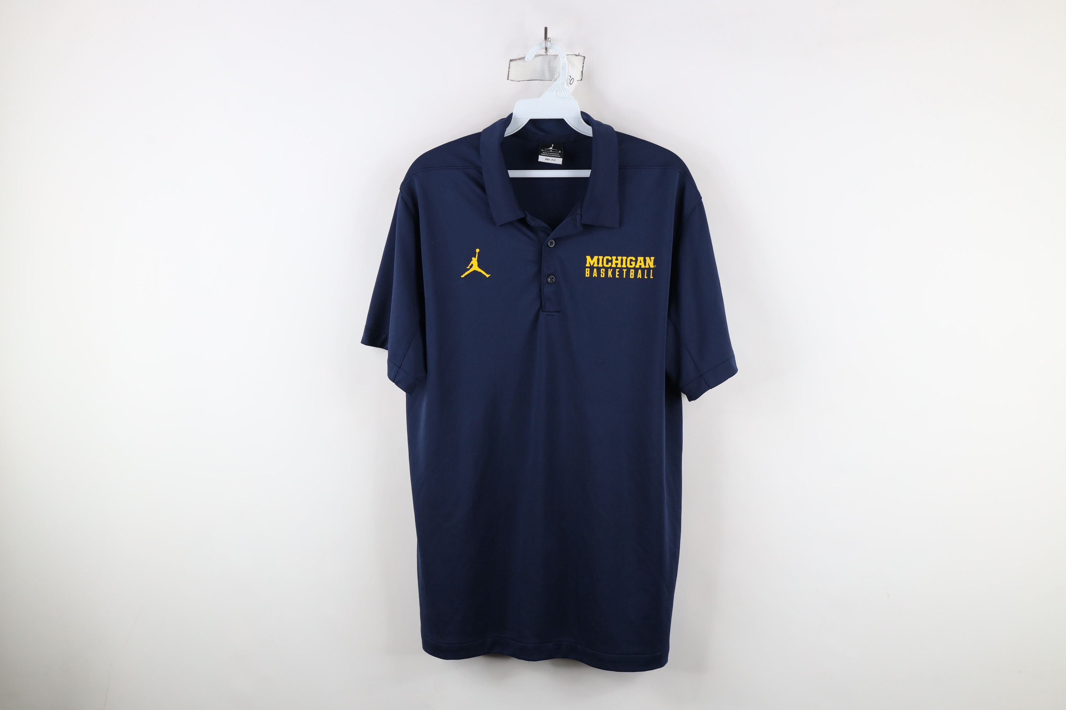 Nike × Vintage Nike Air Jordan University of Michigan Basketball Polo Size US L / EU 52-54 / 3 - 1 Thumbnail