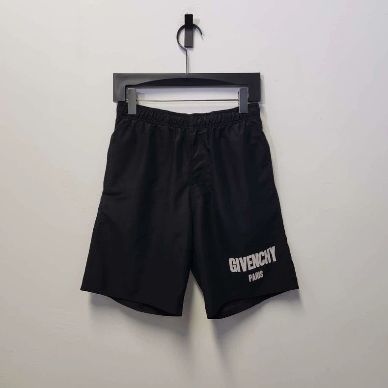 Givenchy Givenchy Black Logo Casual Shorts - dmc Size US 30 / EU 46 - 1 Thumbnail
