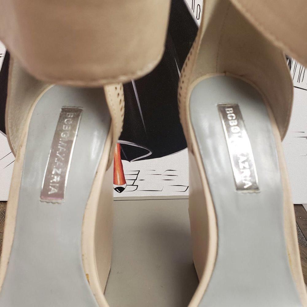 Bcbgmaxazria BCBGMaxazria Perforated WEdge Sandal Size US 8.5 / IT 38.5 - 7 Thumbnail