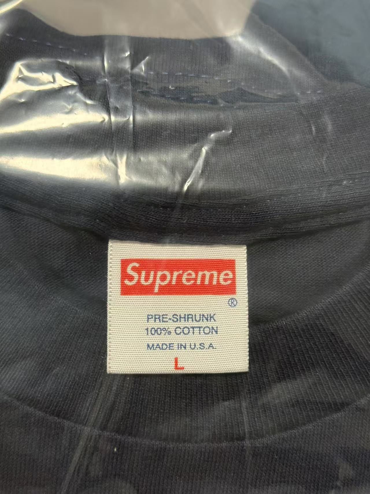 Supreme Supreme 2006 ice blue on navy box logo tee T-shirt Size US L / EU 52-54 / 3 - 3 Thumbnail