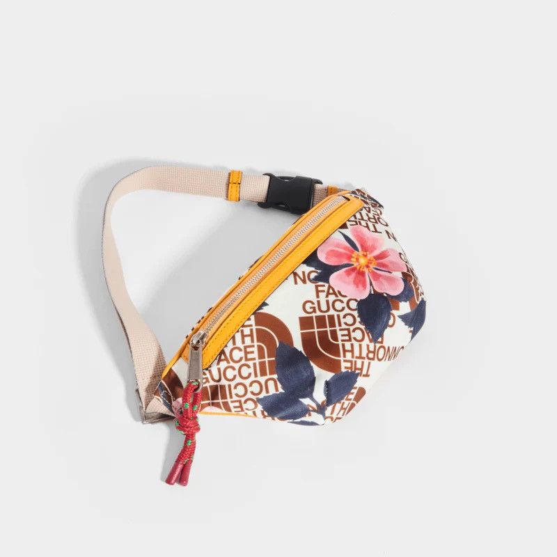 Gucci × The North Face 🔥LIMITED🔥Gucci x North Face Logo Belt Bag Size ONE SIZE - 3 Thumbnail