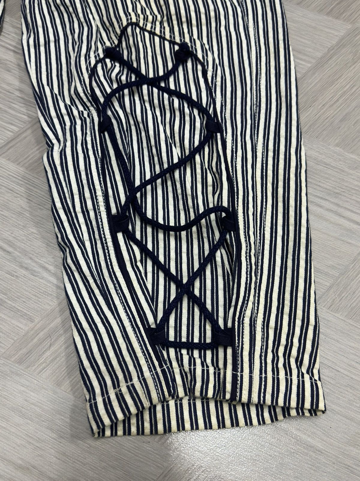 Giorgio Armani Vtg Emporio Armani Vertical Stripe Adjustable String Pant Size US 29 - 5 Thumbnail